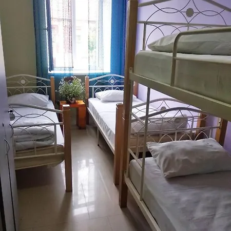 Hostel Freedom